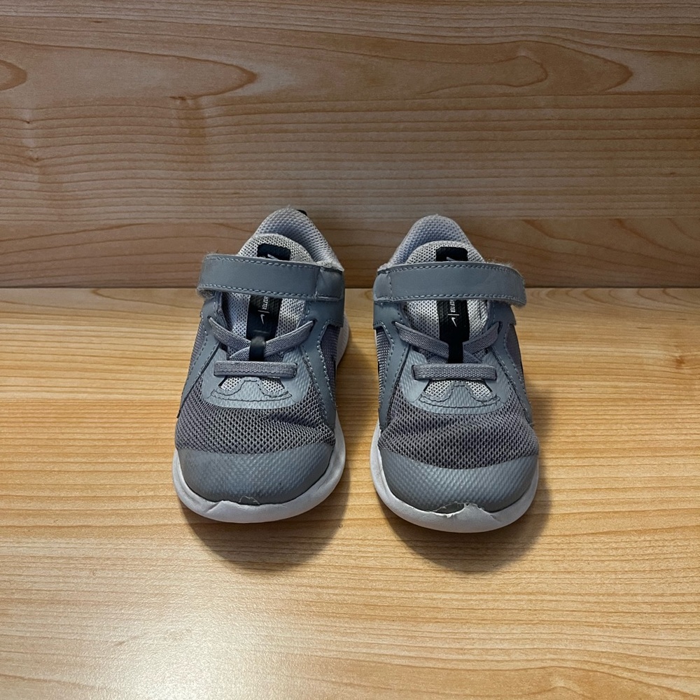 Nike -size 7 (toddler)